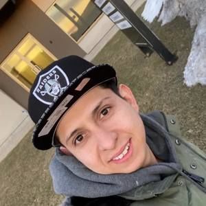 Meet your Posher, Emmanuel